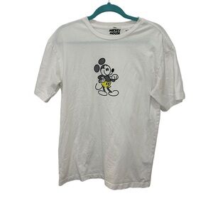 Disney Parks Mickey Mousewear Street Style White T-Shirt Size small